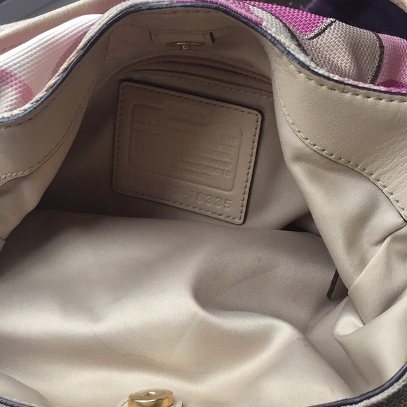 Coach Purse - Picture 4 of 8